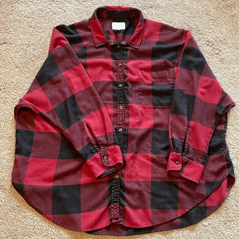 American Eagle Outfitters Red and Black Plaid Shirt